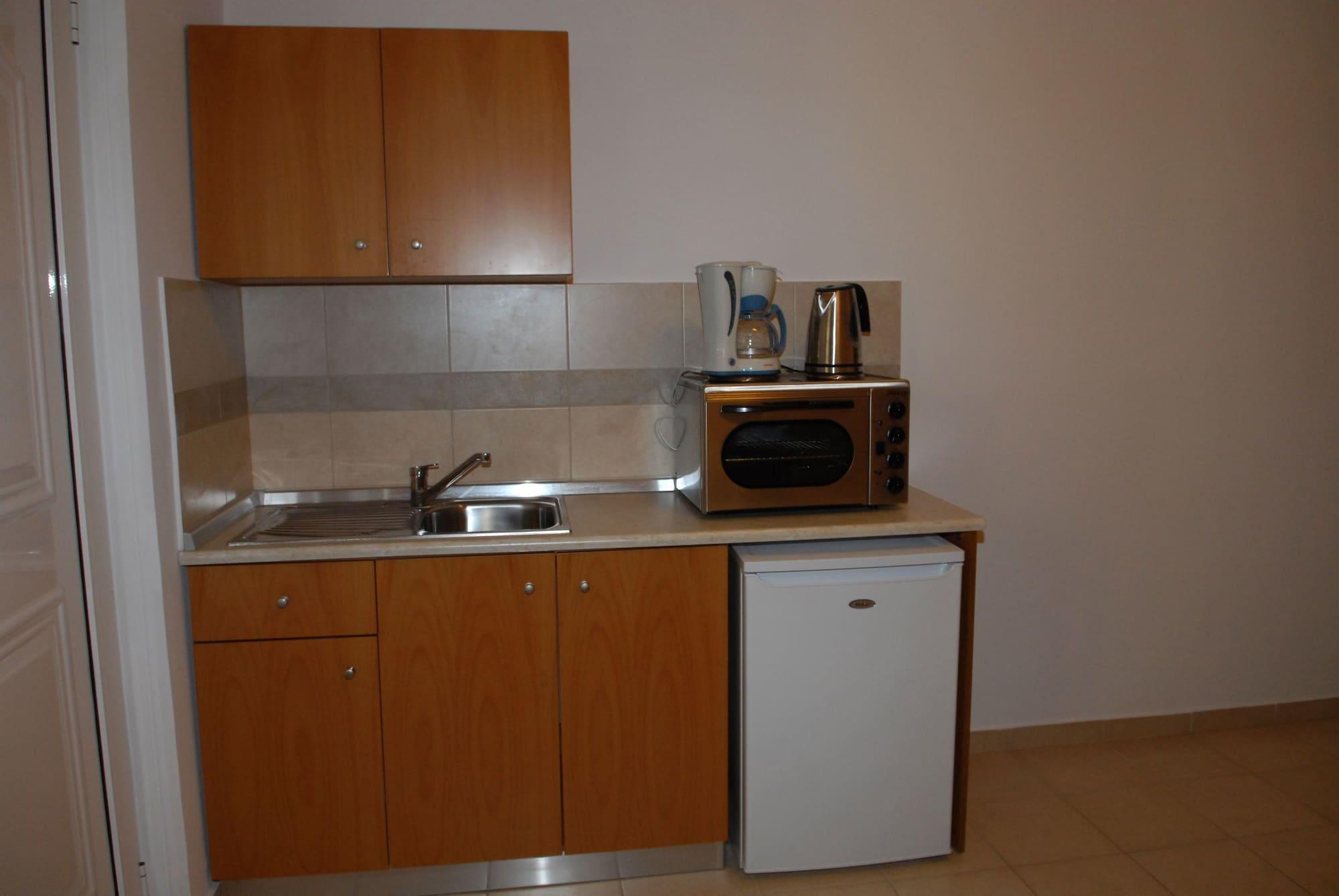 Barbie Hotel Apartments Ialysos  Esterno foto