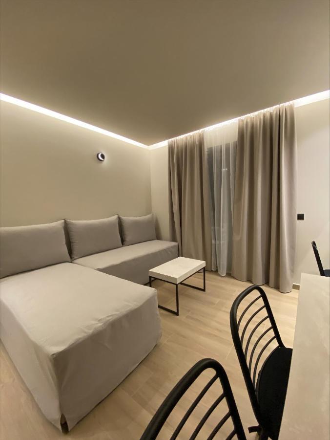 Barbie Hotel Apartments Ialysos  Esterno foto
