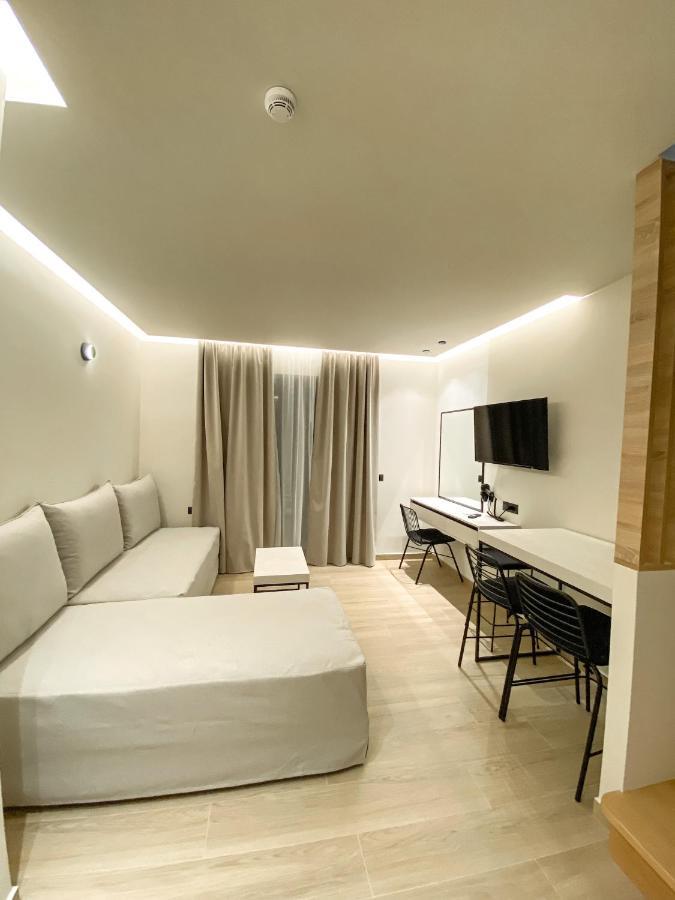 Barbie Hotel Apartments Ialysos  Esterno foto