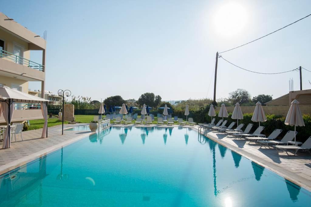 Barbie Hotel Apartments Ialysos  Esterno foto