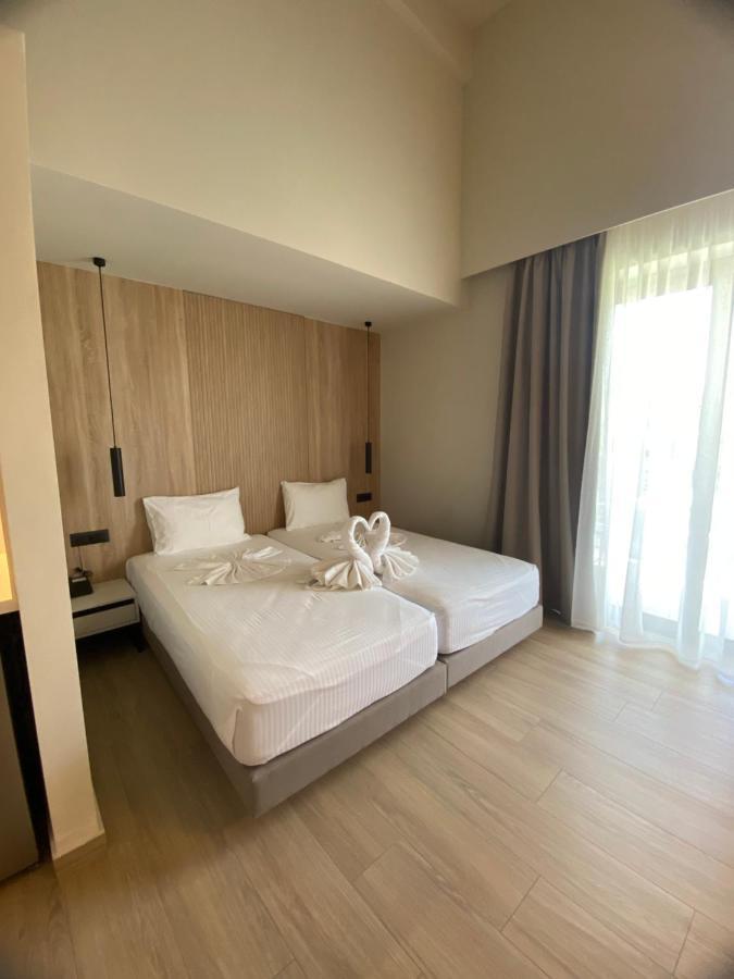Barbie Hotel Apartments Ialysos  Esterno foto