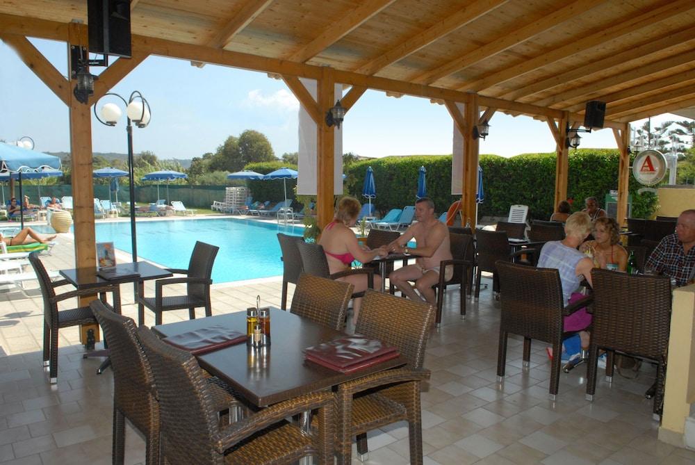 Barbie Hotel Apartments Ialysos  Esterno foto