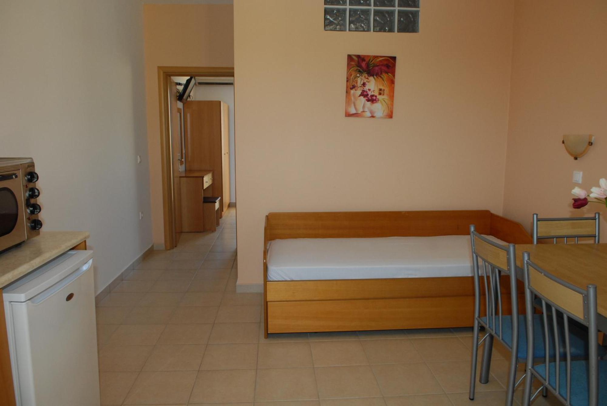 Barbie Hotel Apartments Ialysos  Esterno foto