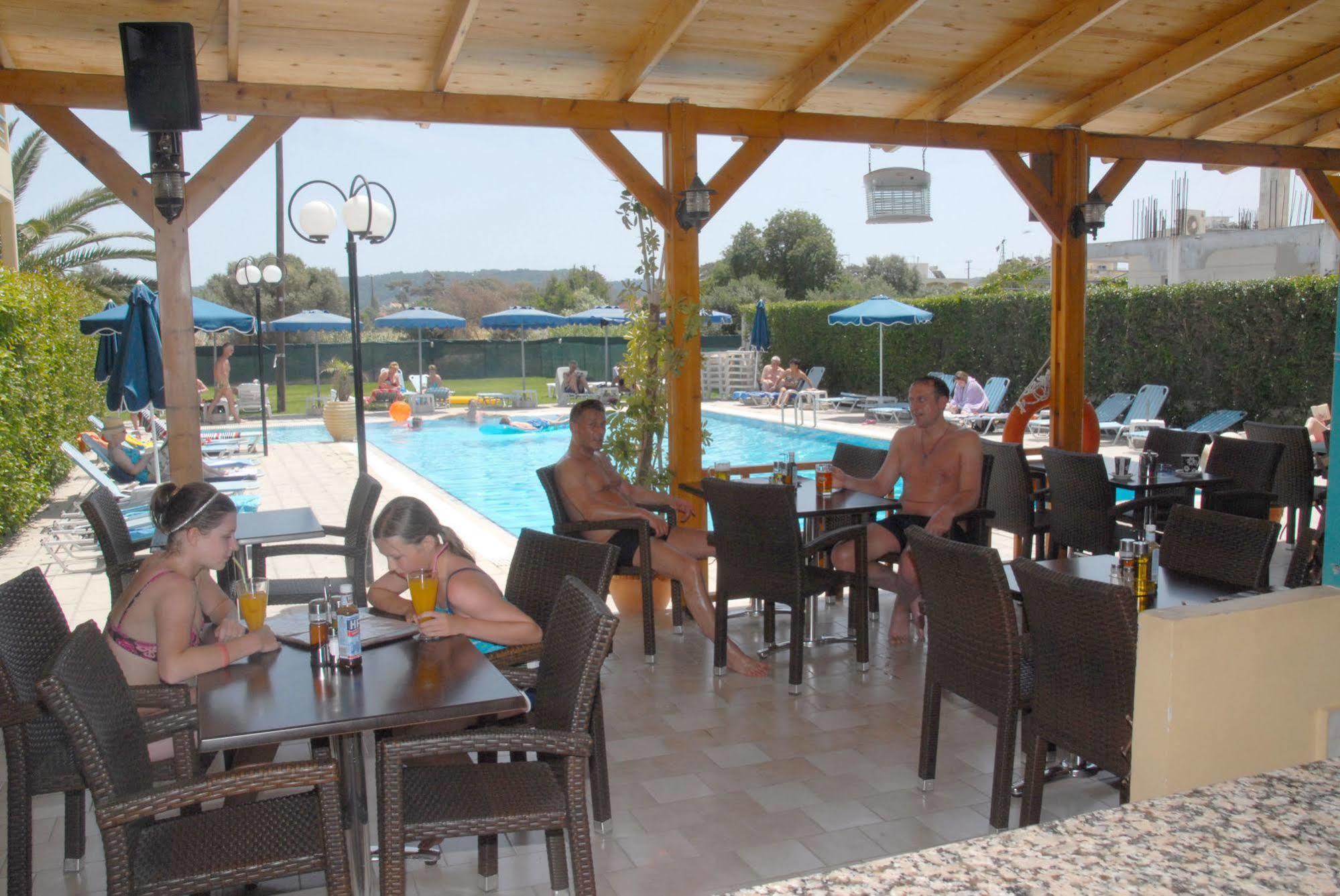 Barbie Hotel Apartments Ialysos  Esterno foto